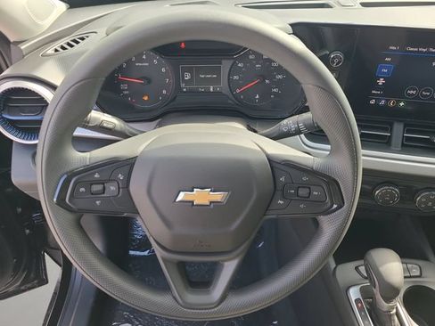 New 2026 Chevrolet Trax LS FWD image 24