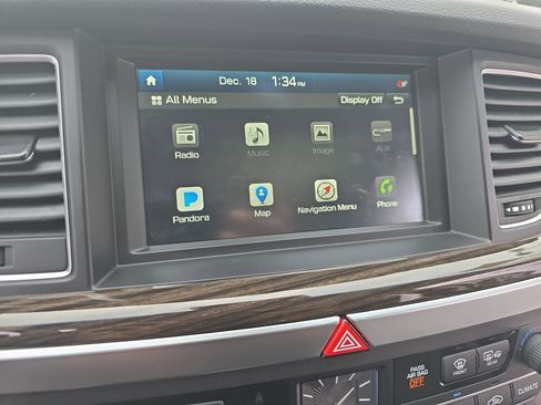 Used 2017 Genesis G80 3.8 image 19