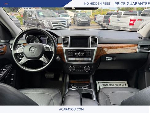 Used 2015 Mercedes-Benz GL 550 4MATIC image 14