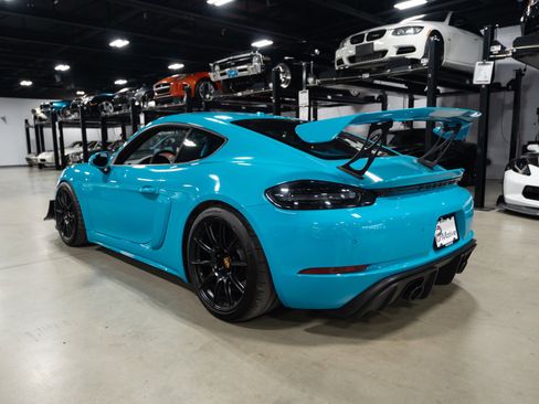 Used 2021 Porsche 718 Cayman GT4 RWD image 5
