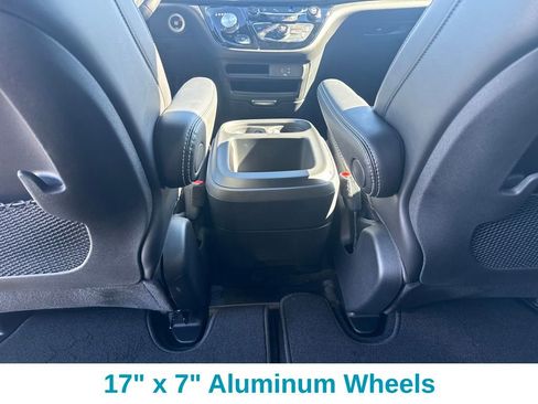 New 2026 Chrysler Voyager LX image 11