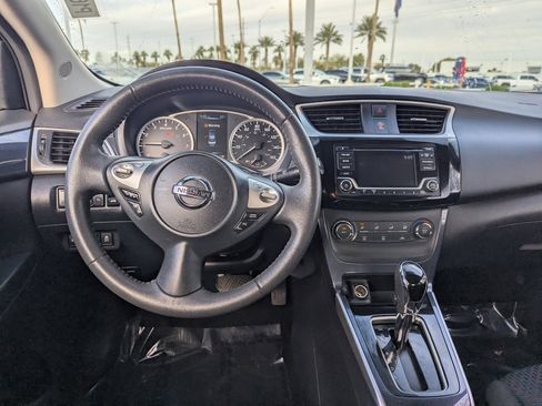 Used 2017 Nissan Sentra SR image 17
