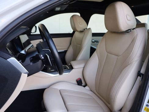 Used 2022 BMW 330i Sedan w/ Driving Assistance Package RWD image 19