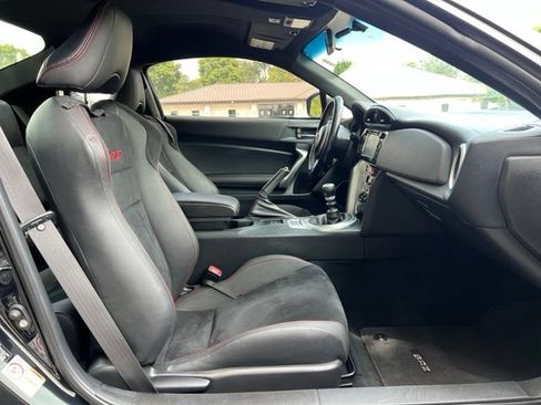 Used 2017 Subaru BRZ Limited w/ Performance Package RWD image 17