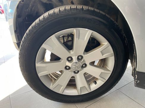 Used 2009 Mitsubishi Outlander SE image 13