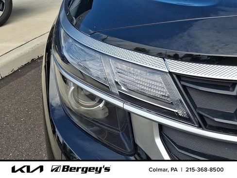 Certified 2026 Kia Seltos LX FWD image 11
