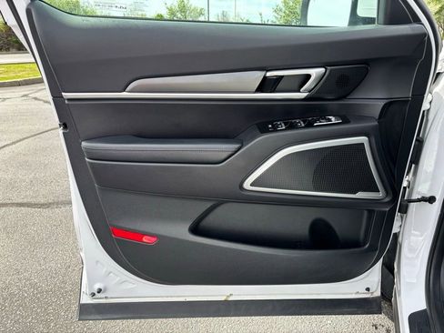 Used 2022 Kia Telluride S AWD/4WD image 12