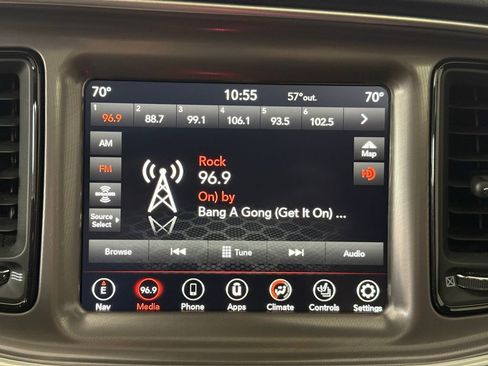 Used 2022 Dodge Challenger R/T w/ Plus Package image 5