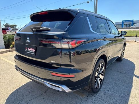 New 2026 Mitsubishi Outlander SEL FWD image 4
