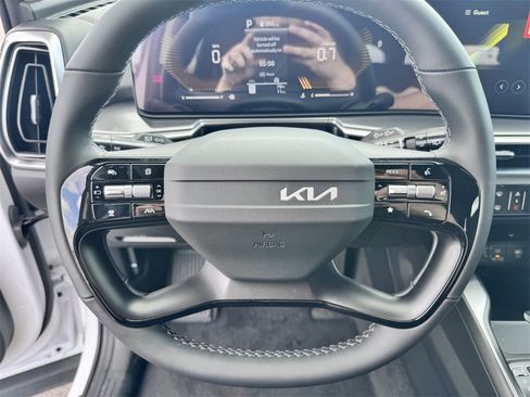 New 2026 Kia Sorento LX image 14