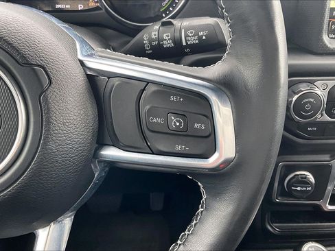 Used 2023 Jeep Wrangler Sahara w/ Cold Weather Group image 18