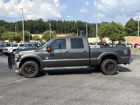 Used 2016 Ford F250 XL w/ Power Equipment Group AWD/4WD image 8