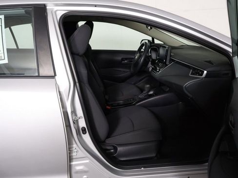 Used 2022 Toyota Corolla LE FWD image 26