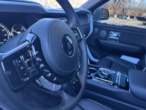 Certified 2022 Rolls-Royce Cullinan image 46