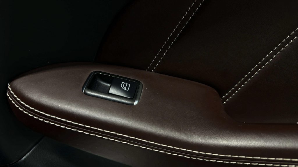 Used 2012 Mercedes-Benz ML 63 AMG 4MATIC image 46