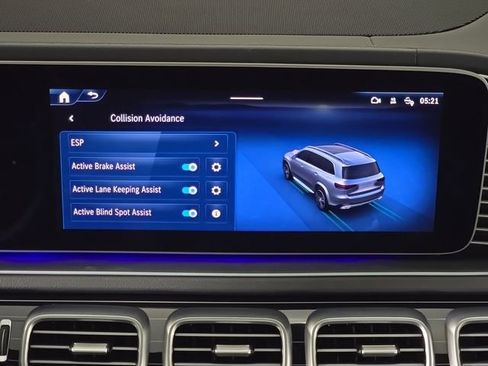Certified 2026 Mercedes-Benz GLS 580 4MATIC image 22