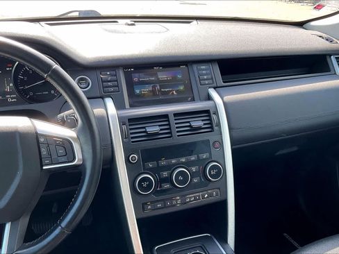 Used 2016 Land Rover Discovery Sport HSE AWD/4WD image 14