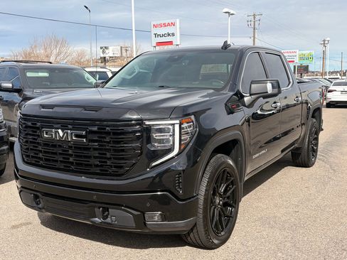 Used 2022 GMC Sierra 1500 Denali image 1