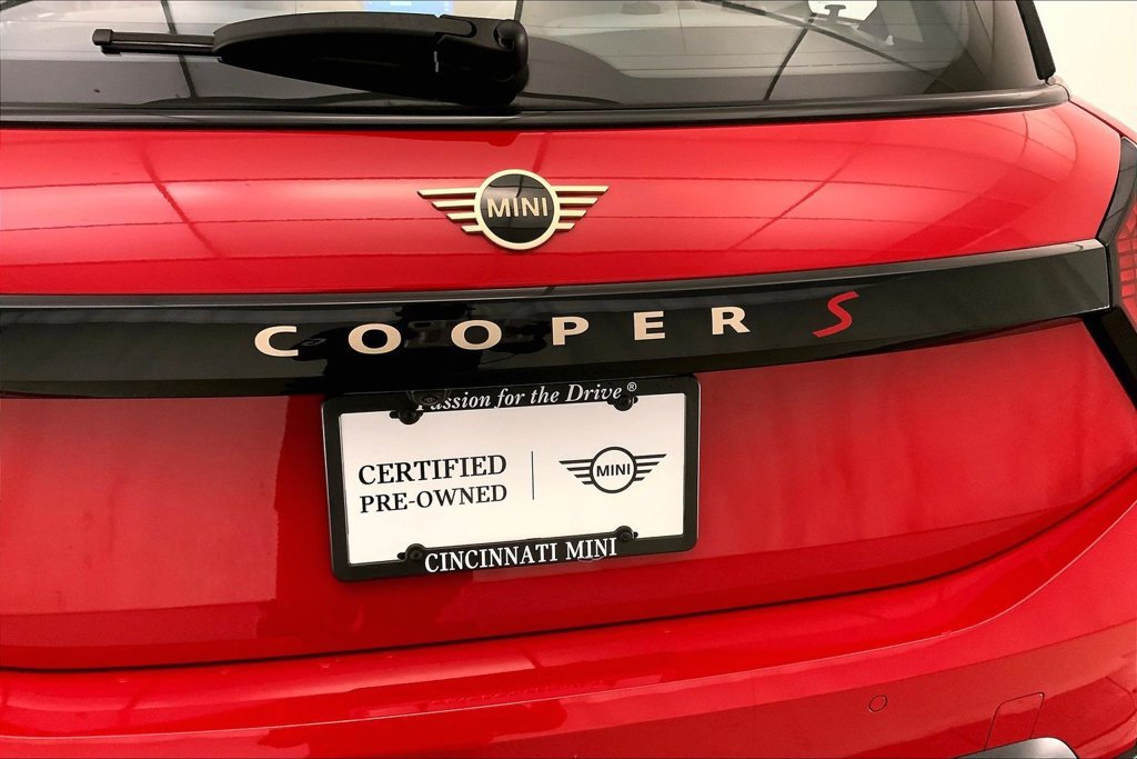 Certified 2025 MINI Cooper S FWD image 7
