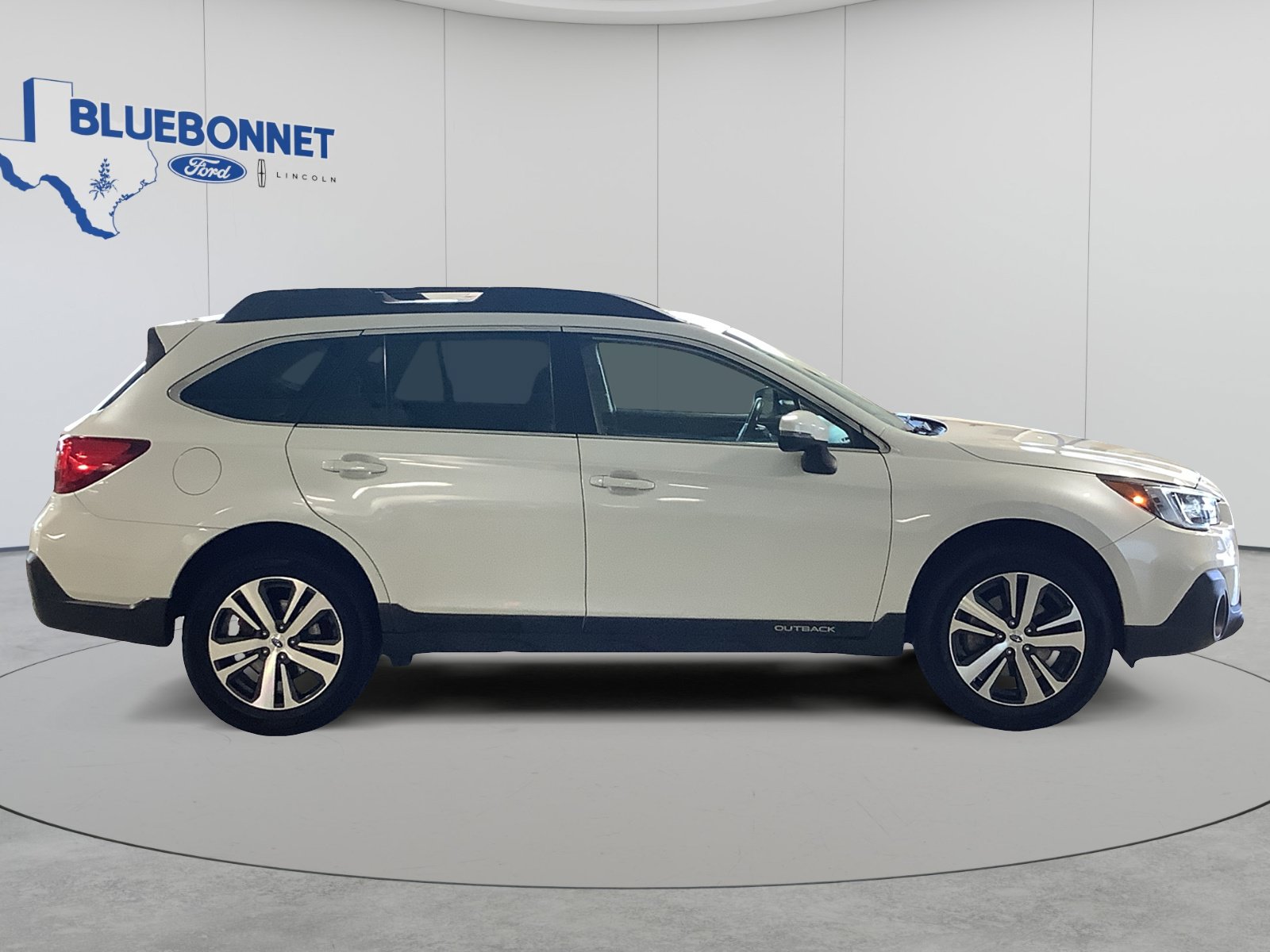 Used 2019 Subaru Outback 2.5i Limited AWD/4WD image 4