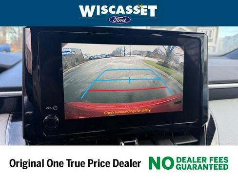 Used 2024 Toyota Corolla SE image 8