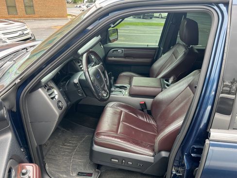 Used 2017 Ford Expedition EL Platinum AWD/4WD image 6