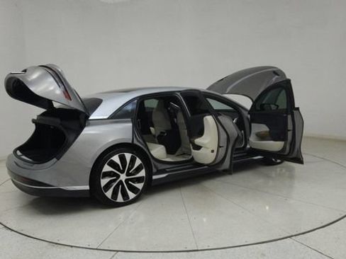Used 2023 Lucid Air Grand Touring AWD/4WD image 12