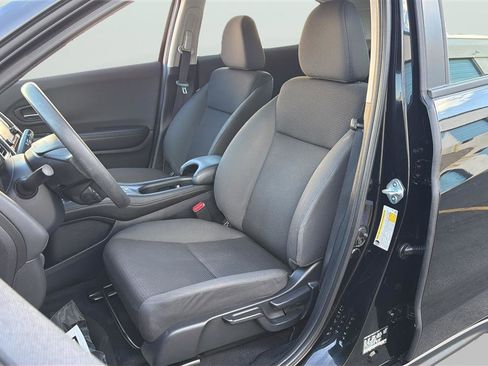 Used 2022 Honda HR-V LX image 12