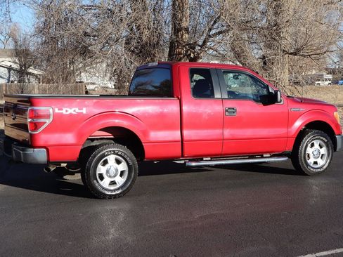 Used 2010 Ford F150 XLT image 4