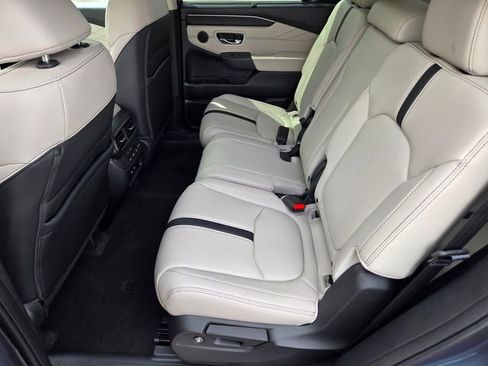 New 2026 Honda Pilot Touring image 8