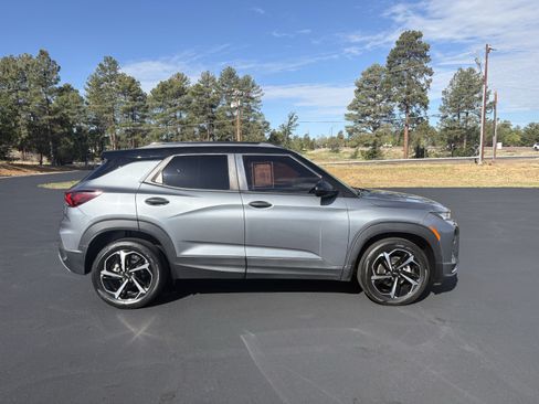 Used 2021 Chevrolet TrailBlazer RS w/ Convenience Package FWD image 4