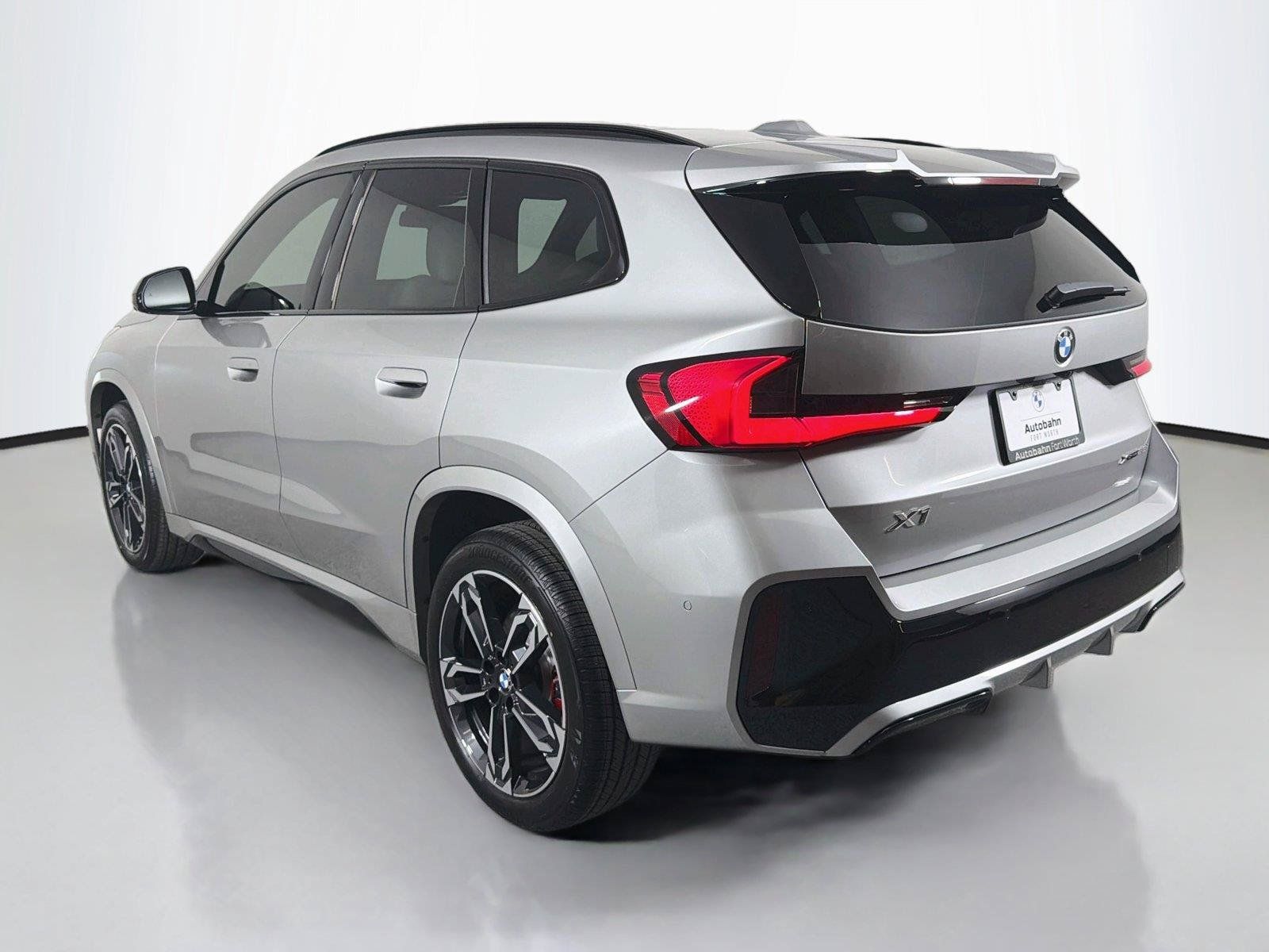 New 2027 BMW X1 xDrive28i AWD/4WD image 7