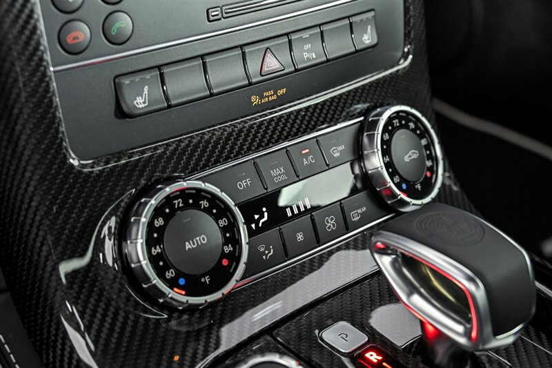 Used 2015 Mercedes-Benz SLS AMG GT Final Edition image 32