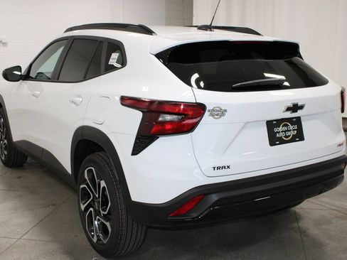 New 2026 Chevrolet Trax RS w/ Driver Confidence Package FWD image 7