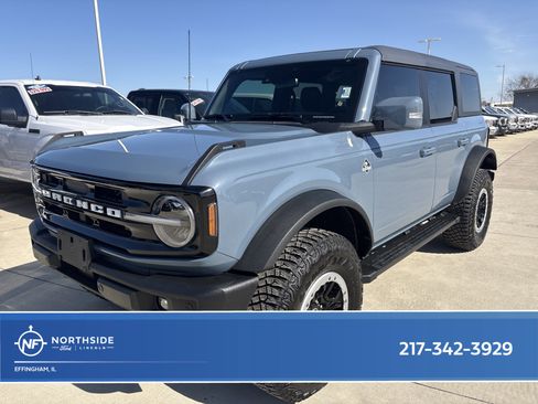 Used 2024 Ford Bronco Outer Banks w/ Sasquatch Package image 1
