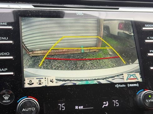 Used 2020 Toyota Camry XSE w/ Navigation Package image 10