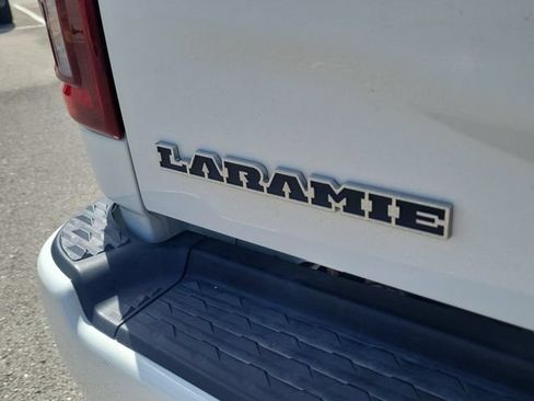 Used 2026 RAM 2500 Laramie AWD/4WD image 8