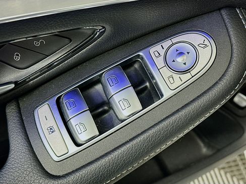 Used 2021 Mercedes-Benz C 300 Sedan image 15