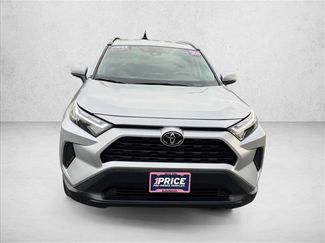 Used 2025 Toyota RAV4 XLE video 2