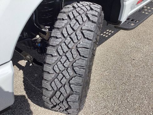 New 2026 Ford F350 Lariat w/ Tremor Off-Road Package AWD/4WD image 19