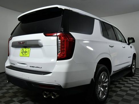 Used 2024 GMC Yukon Denali image 11