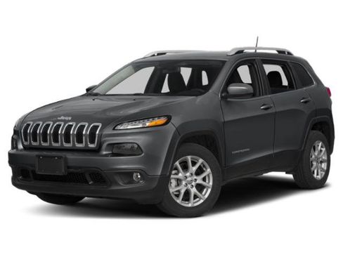 Used 2015 Jeep Cherokee Latitude w/ Cold Weather Group image 1