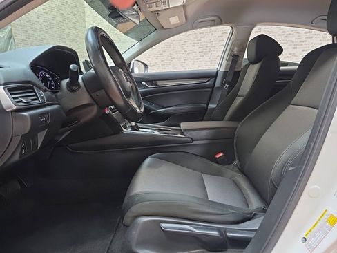 Used 2020 Honda Accord LX image 22