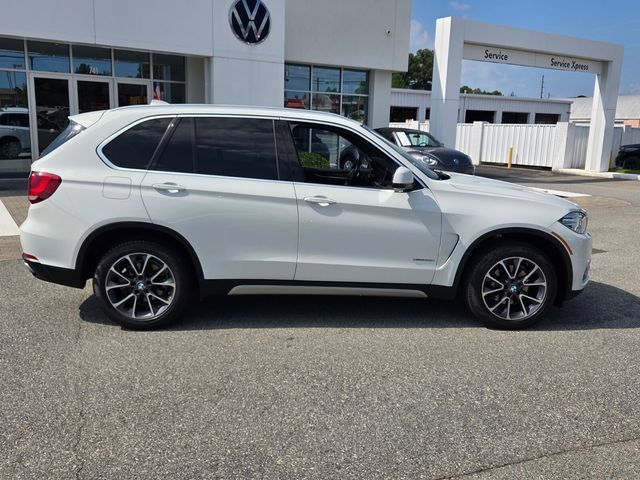 Used 2018 BMW X5 xDrive35i w/ M Sport Package AWD/4WD image 15