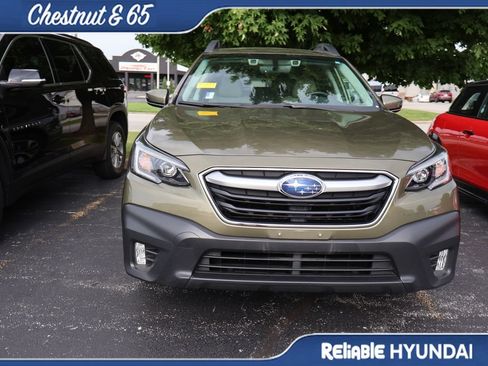 Used 2022 Subaru Outback Premium w/ Popular Package #1 AWD/4WD image 4