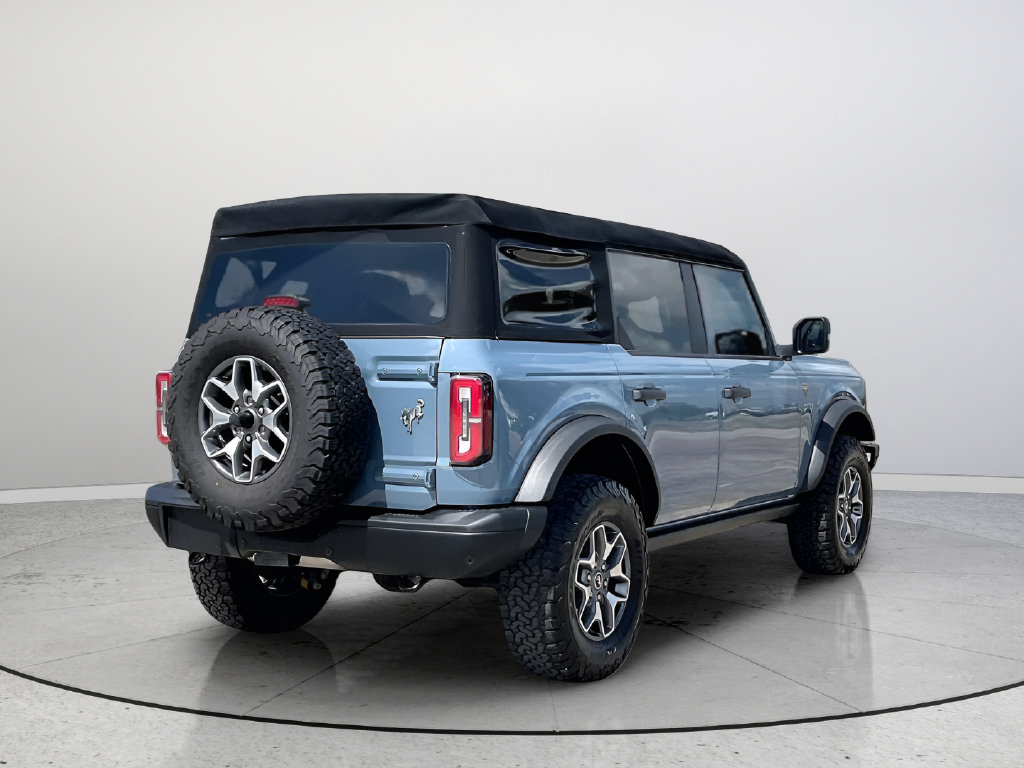 Used 2024 Ford Bronco Badlands AWD/4WD image 6
