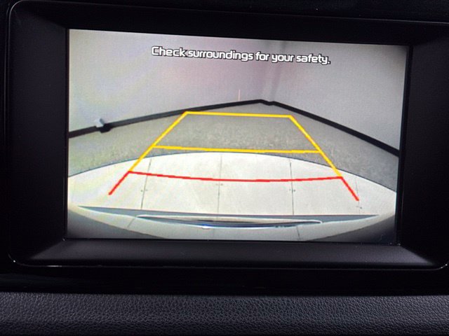 Used 2018 Kia Niro FE FWD image 3