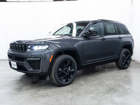 New 2026 Jeep Grand Cherokee Limited image 3