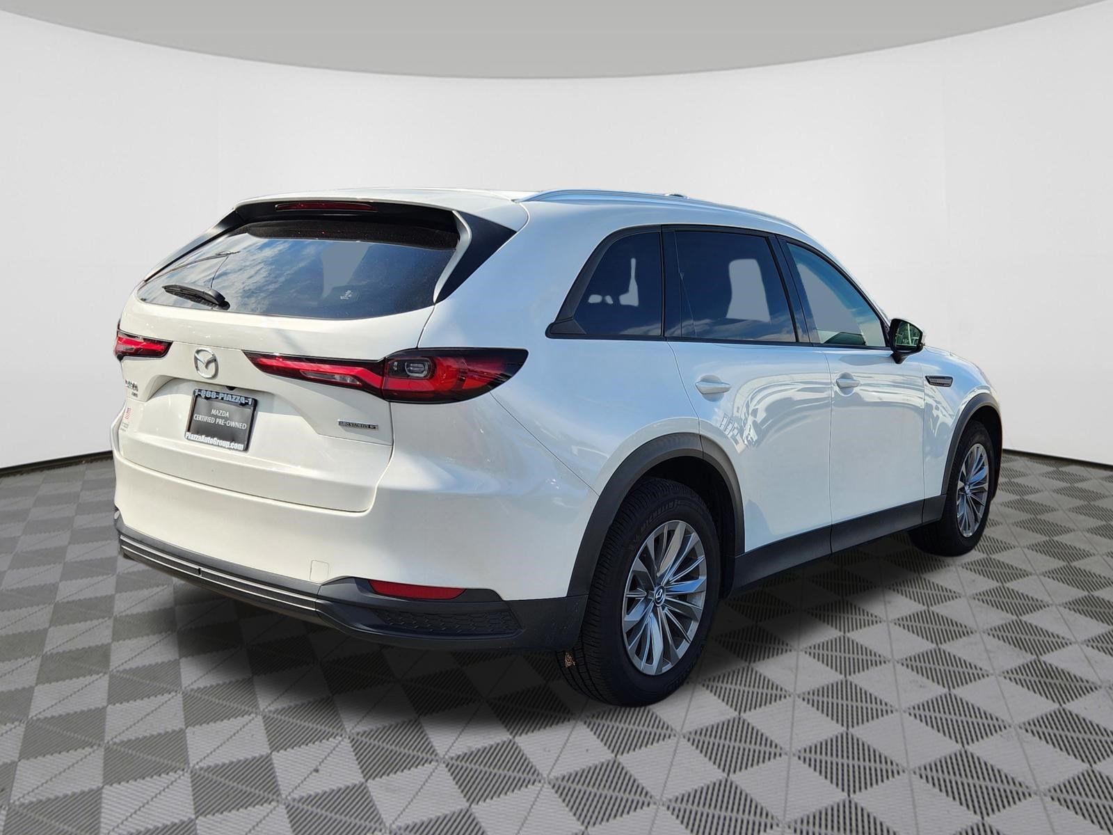 Certified 2024 MAZDA CX-90 3.3 Turbo w/ Preferred Package AWD/4WD image 4