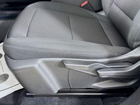 Used 2025 Chevrolet Equinox EV LT FWD image 20